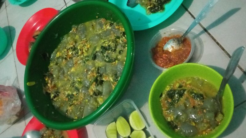 Nikmatnya Kapurung, Makanan Sehat Tradisional Khas Sulawesi Selatan 