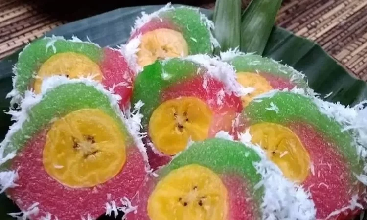 Cara Membuat Kue Kacamata, Camilan dari Pisang dan Parutan Singkong