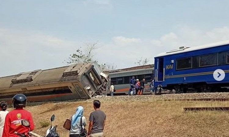 Begini Kronologi KA 17 Argo Semeru Relasi Surabaya Gubeng-Gambir dan KA 6 Argo Wilis relasi Bandung-Surabaya Gubeng