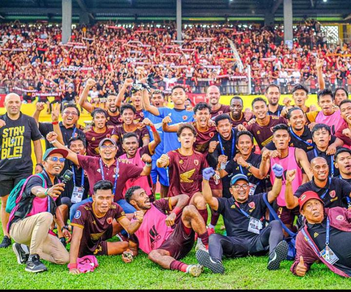 Wiljan Pluim Ucapkan Perpisahan dengan PSM Makassar