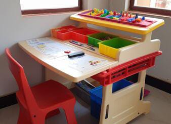 Learning table untuk anak