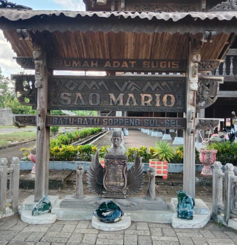 Rumah Adat Sao Mario di Soppeng, Punya 100 Tiang dan Museum Barang Antik