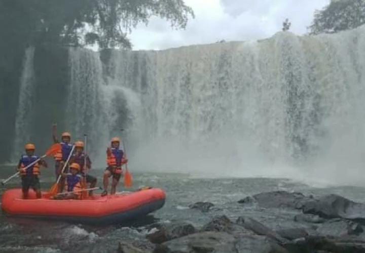 Riam Merasap Bengkayang. (Foto: Instagram/@merasap_rafting)