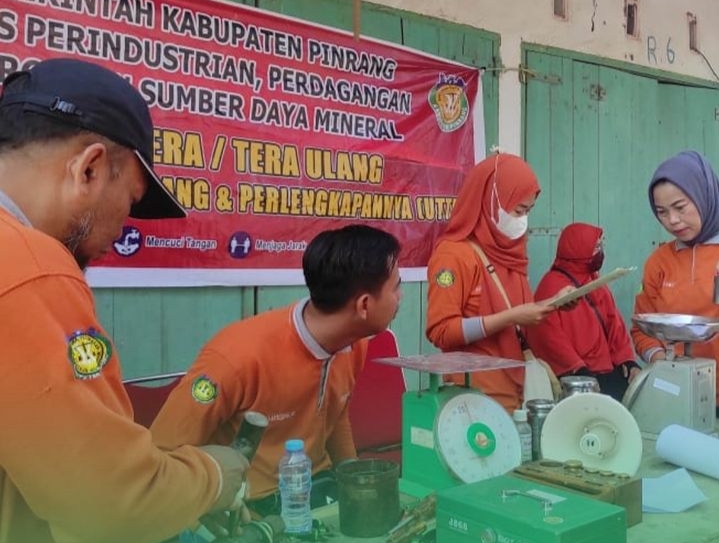 Dinas Perindagem Lakukan Sidang Tera Ulang di Pasar Cempa dan Pekkabata