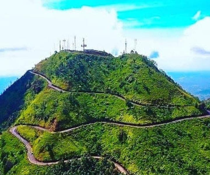 Nikmati Pesona Gunung Telomoyo hingga ke Puncak Hanya dengan Kendaraan