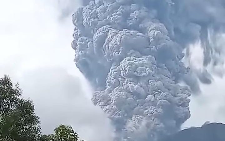 11 Pendaki Ditemukan Tewas dalam Peristiwa Erupsi Gunung Marapi