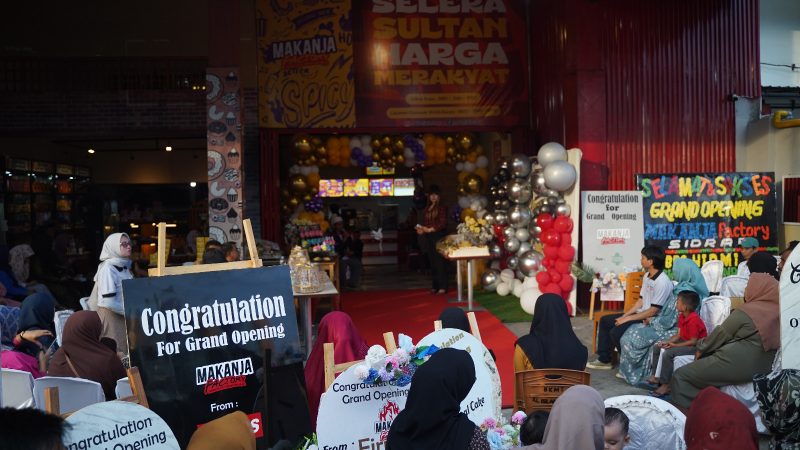 Grand Opening, Makanja Factory Outlet Hadir di Sidrap