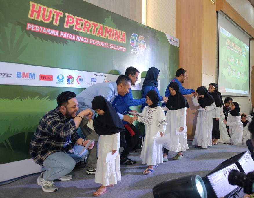 Sambut HUT ke 66, Pertamina Sulawesi Beri Santunan kepada Anak Yatim dan Adakan Donor Darah