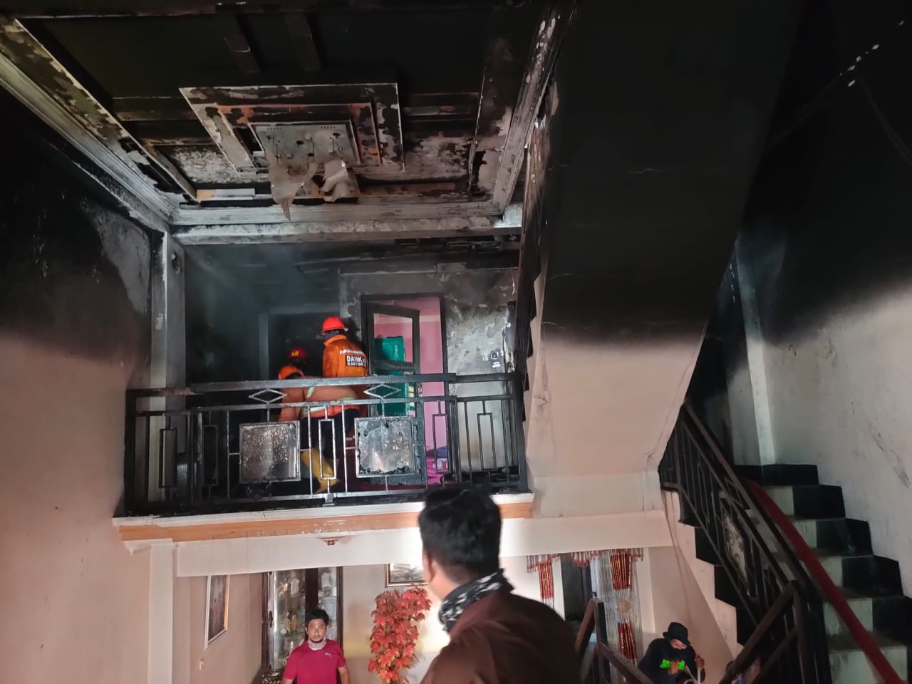 Rumah Seorang Pengusaha di Pinrang Terbakar