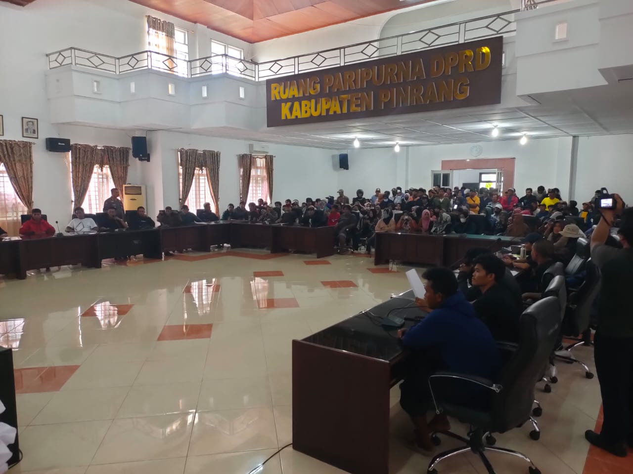 Warga Demo Tolak Tambang Pasir di Desa Salipolo dan Bababinanga Pinrang