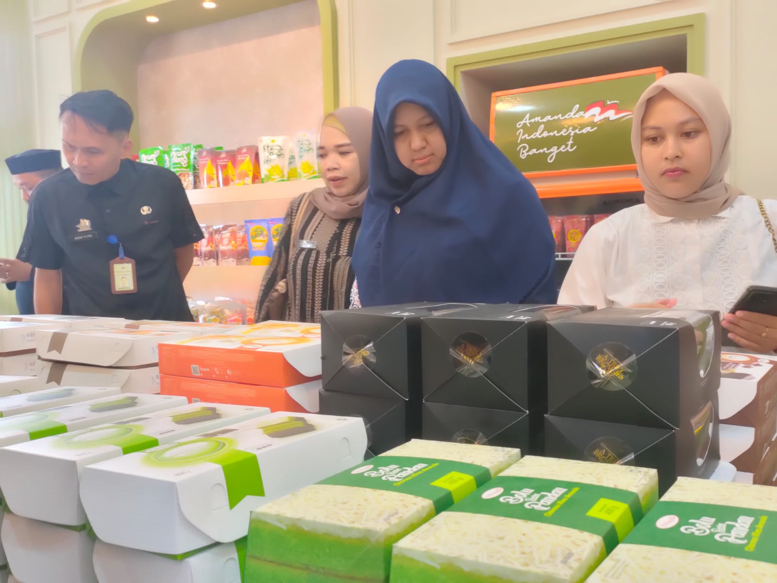 Outlet Brownies Amanda Merambah Kabupaten Pinrang