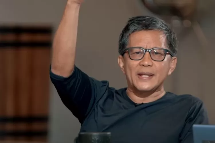 Jelang Debat Cawapres, Rocky Gerung Sebut Gibran Bisa Ungguli Mahfud MD