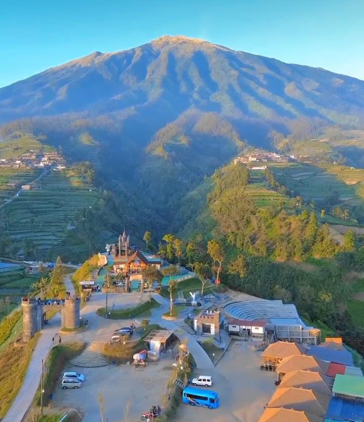 Wisata Negeri Kahyangan di Magelang. (Foto: instagram/@negeri_kahyangan)