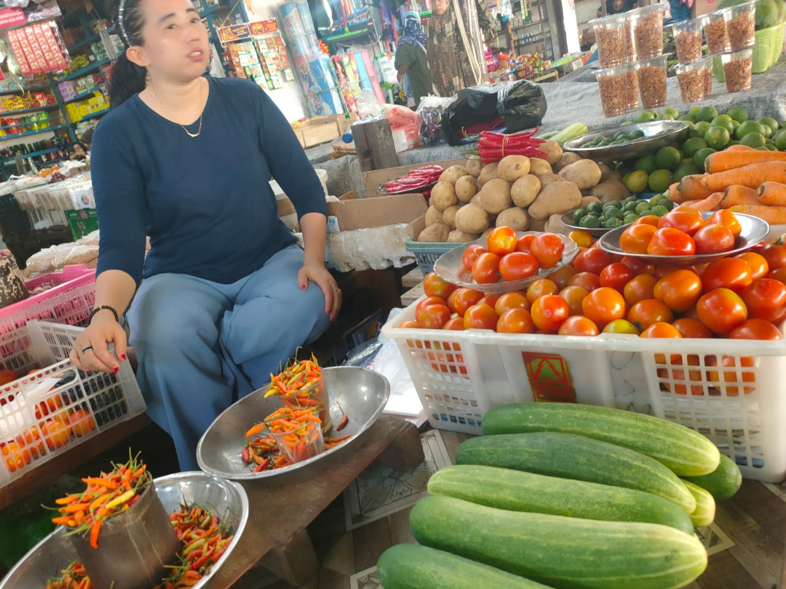 Harga Tomat di Pinrang Melambung, Harga Cabai Rawit Anjlok 