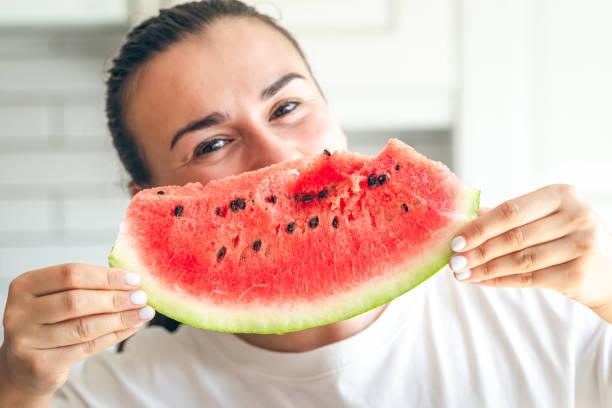 Jangan Konsumsi Makanan Ini Setelah Makan Buah Semangka