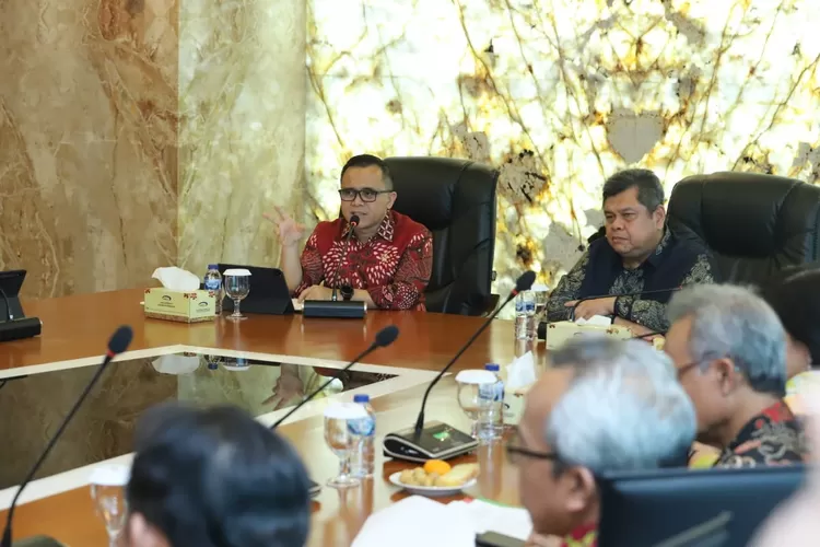 Batas Usia Maksimal Pengangkatan Tenaga Honorer Jadi PPPK 2024