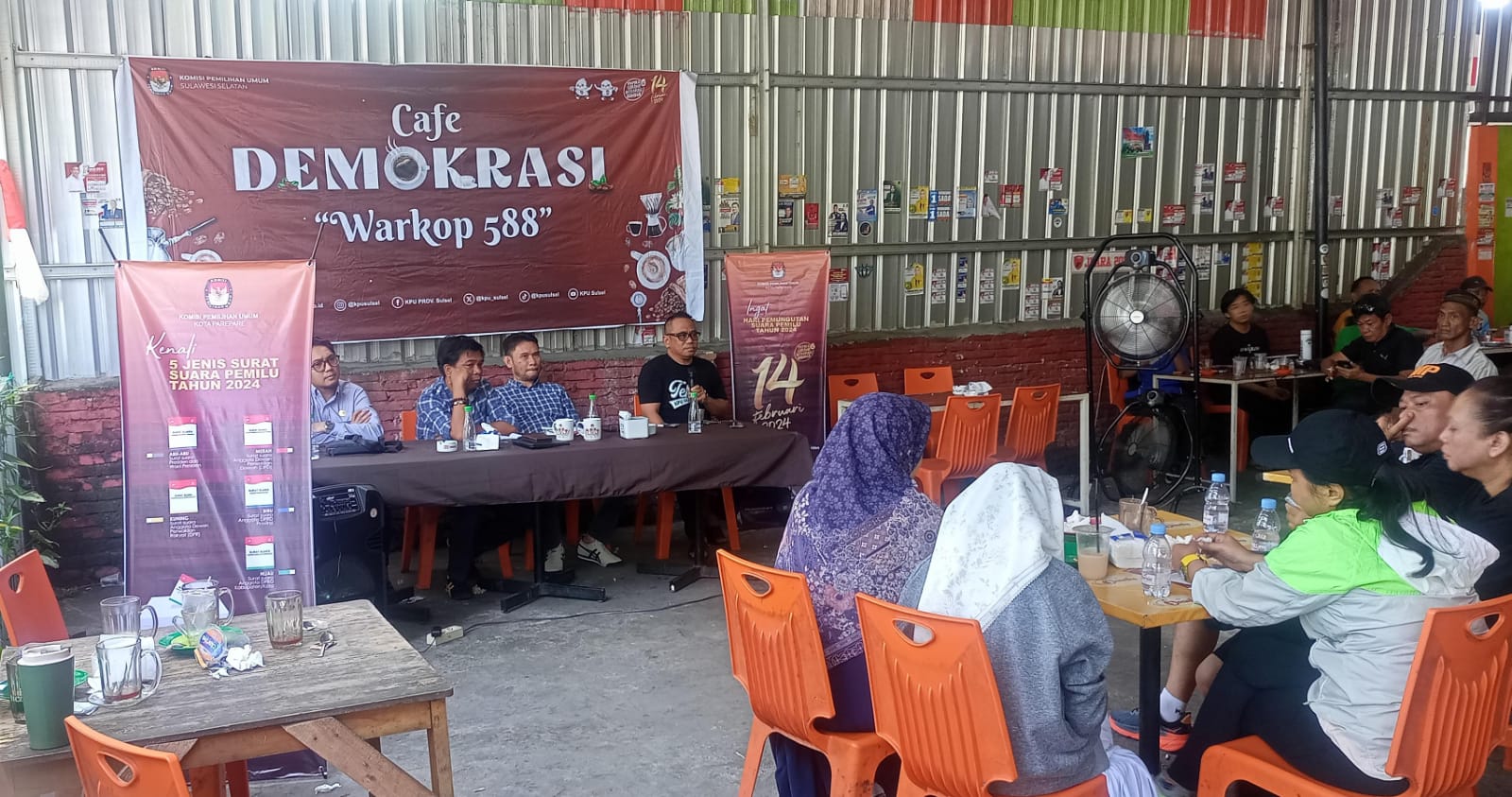 Melalui Kafe Demokrasi, KPU Parepare Ajak Masyarakat Sukseskan Pemilu 2024