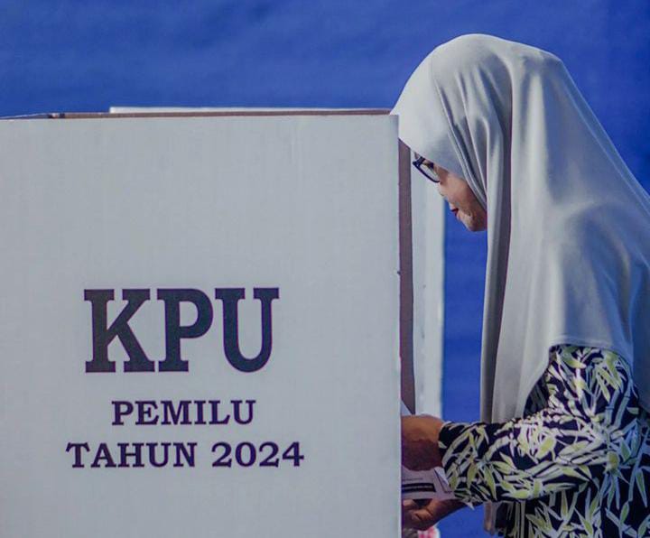 Pemkot Parepare Pantau Pelaksanaan PSU di TPS 2 Lumpue