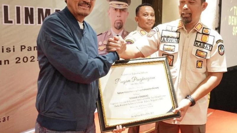 Membanggakan, Satpol PP Pinrang Dapat Penghargaan dari Pemprov Sulsel