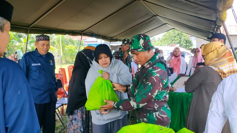 Emak-Emak Serbu Pasar Murah TMMD di Pinrang