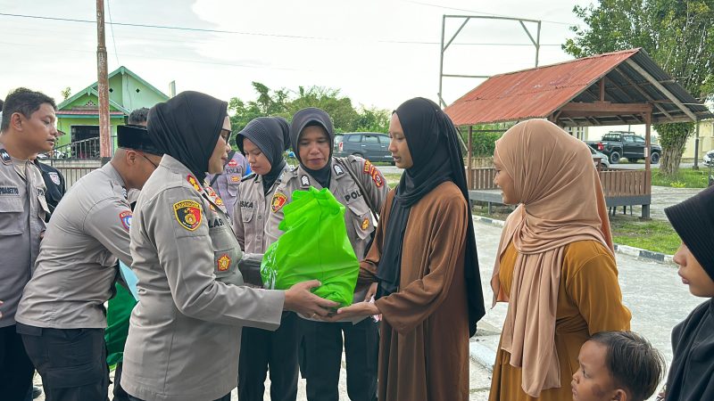 Polres Buru Gelar Buka Puasa bersama 20 Anak Yatim Piatu