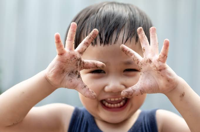 Ciri-ciri dan Penyebab Cacingan pada Anak