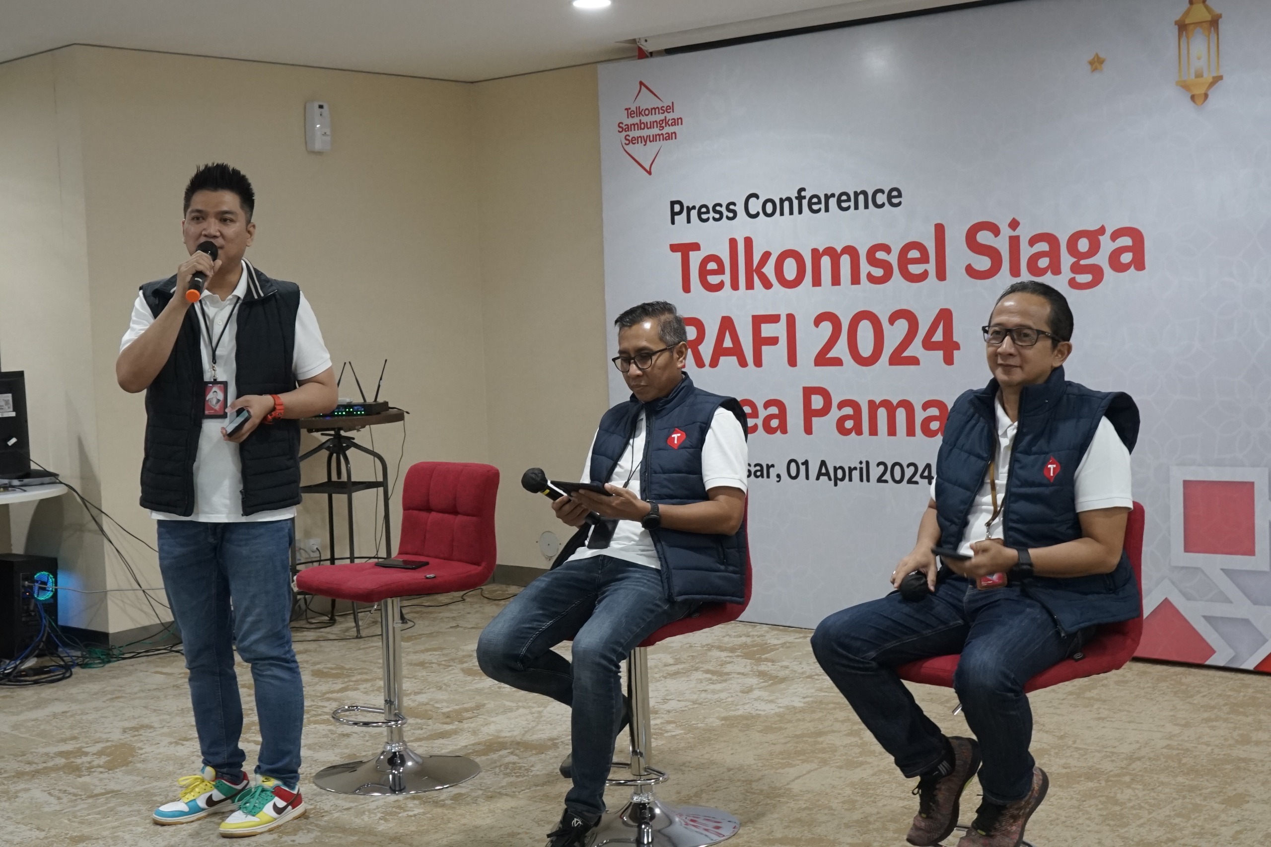 Telkomsel Area Pamasuka Ajak Pelanggan Raih Keberkahan Ramadan & Idulfitri 1445 H Serta Menjamin Kenyamanan Layanan Pelanggan