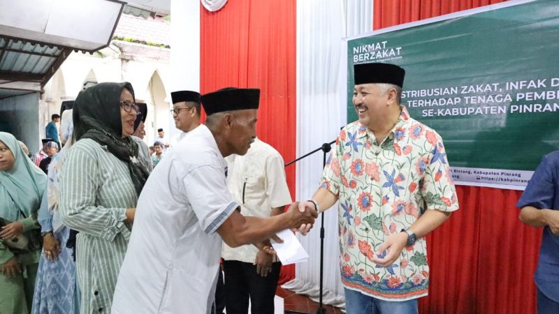 Bupati Pinrang Buka Puasa bersama Ratusan Tenaga Pembersih