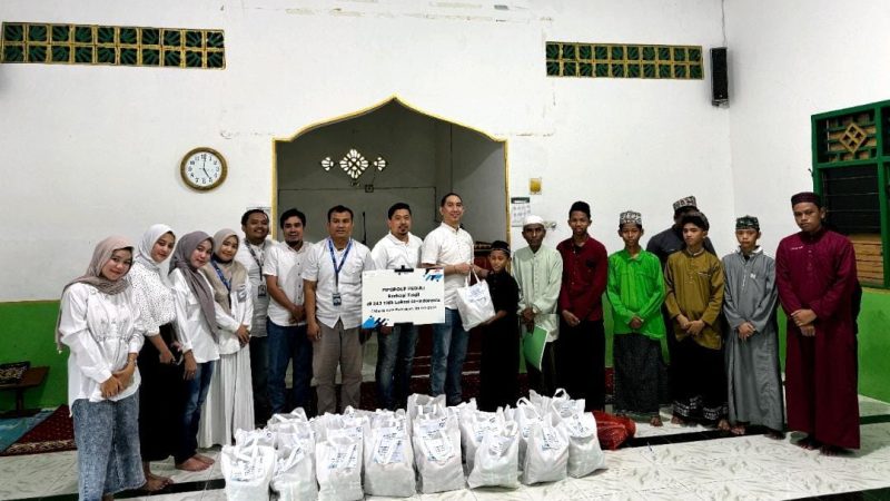 FIFGROUP Peduli Berbagi Takjil Menjelang Akhir Bulan Ramadan 2024