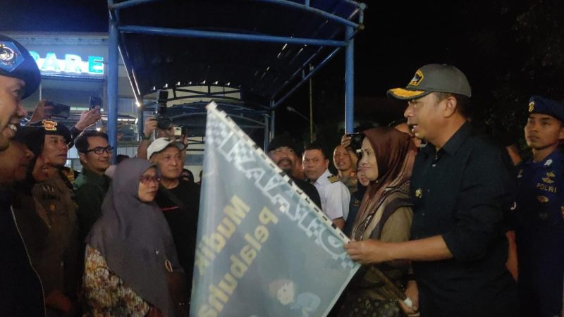 Pj Wali Kota Parepare Lepas Pemudik Gratis, Penumpang Lambelu Merasa Sangat Membantu