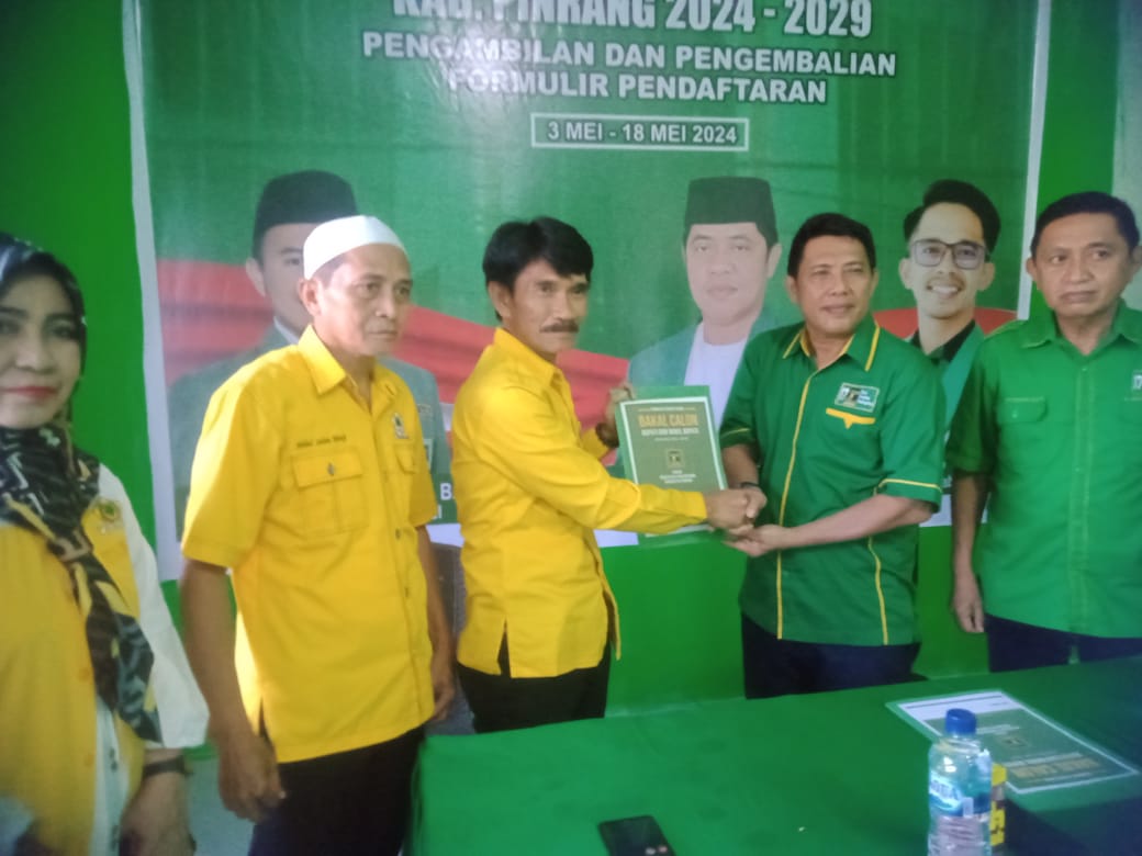 Usman Marham Ambil Formulir Balon Bupati Pinrang di PPP