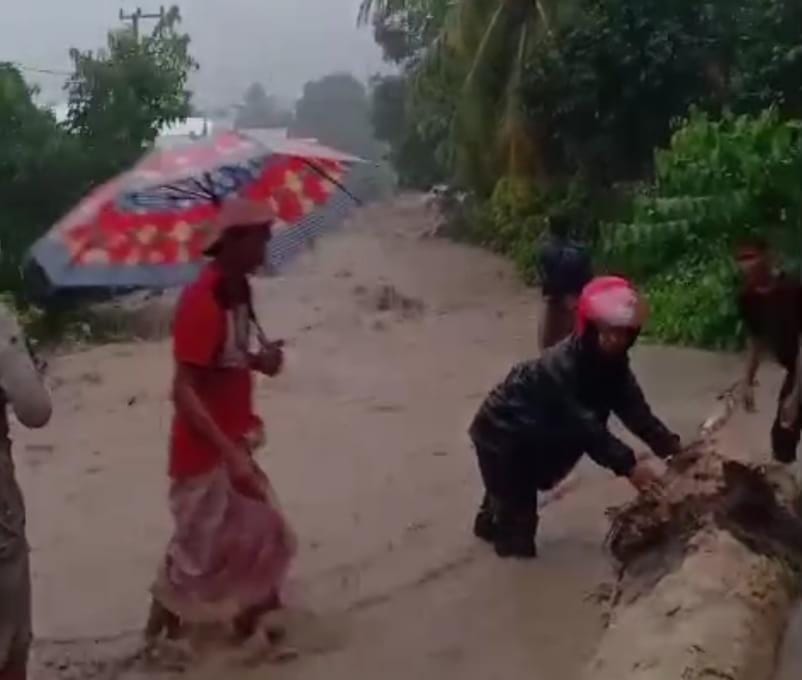 BPBD Pinrang dan PUPR Tinjau Lokasi Banjir di Dusun Baruppu Batulappa