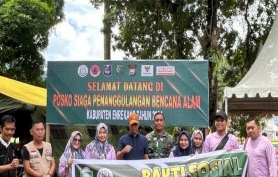 Peduli Sesama, RSUD Andi Makkasau Salurkan Bantuan Kemanusiaan ke Korban Banjir di Enrekang