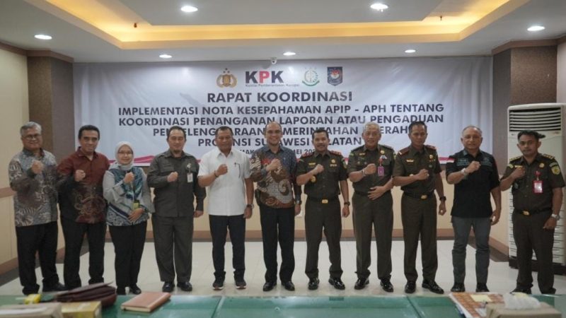 Kajati Agus Salim Pimpin Rakor APIP APH Penanganan Laporan Penyelenggaraan Pemda di Sulsel