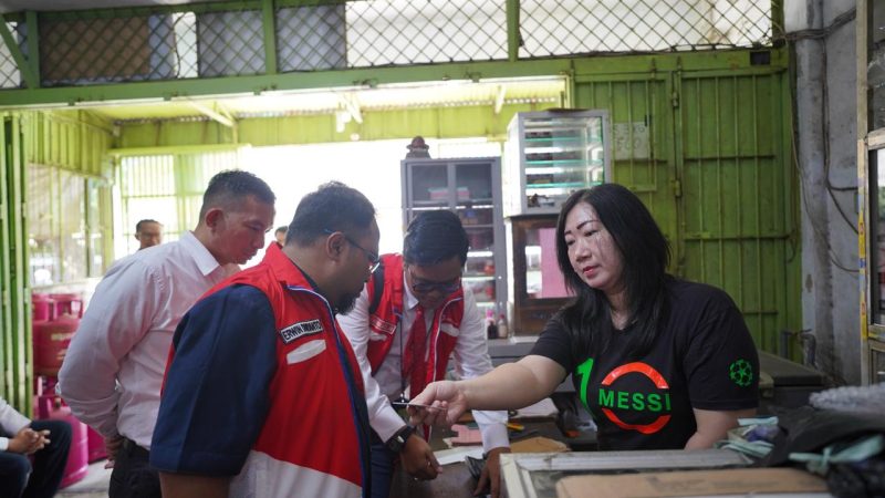 Pertamina Sulawesi bersama Hiswana Migas Makassar Monitoring di Pangkalan LPG 3 Kg, Transaksi Merchant Apps Berjalan Lancar