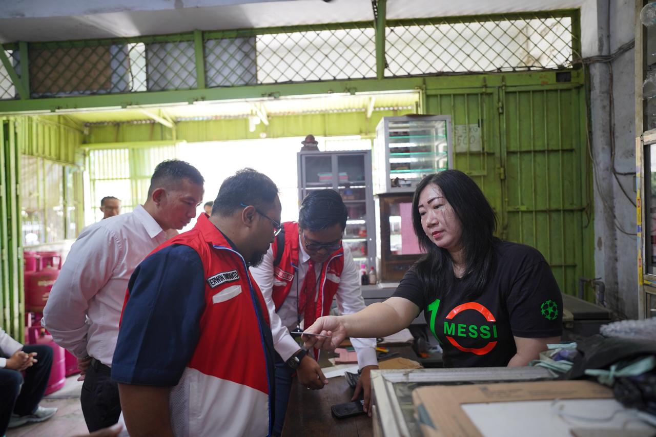 Pertamina Sulawesi bersama Hiswana Migas Makassar Monitoring di Pangkalan LPG 3 Kg, Transaksi Merchant Apps Berjalan Lancar