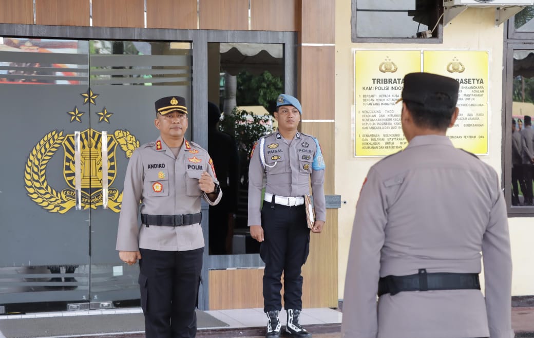 Kapolres Pinrang Lantik 40 Personil yang Naik Pangkat