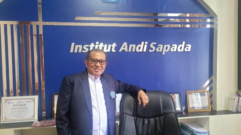 Membanggakan, Rektor IAS Prof.Dr. Bakhtiar Tijjang Jadi Penguji Eksternal Promosi Doktor di UNHALU Kendari