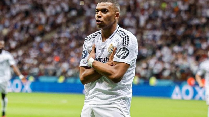 Debut Kylian Mbappe di Real Madrid, Cetak Gol dan Angkat Trofi Piala Super Eropa