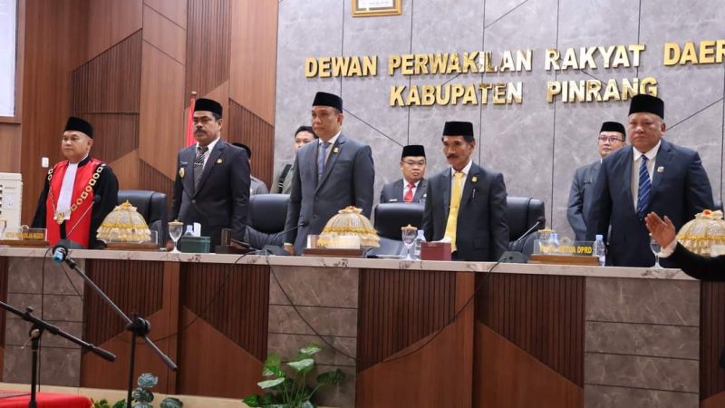 Pj Bupati Ahmadi Akil Hadiri Pelantikan Anggota DPRD Pinrang