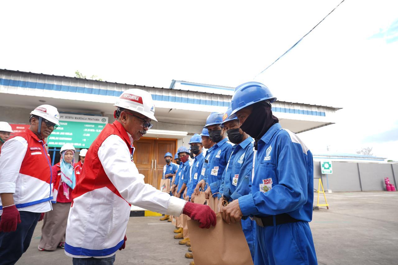 Pastikan Kehandalan Sarfas, Komisaris Pertamina Patra Niaga Cek Langsung Unit Operasi dan Lembaga Penyalur di Makassar