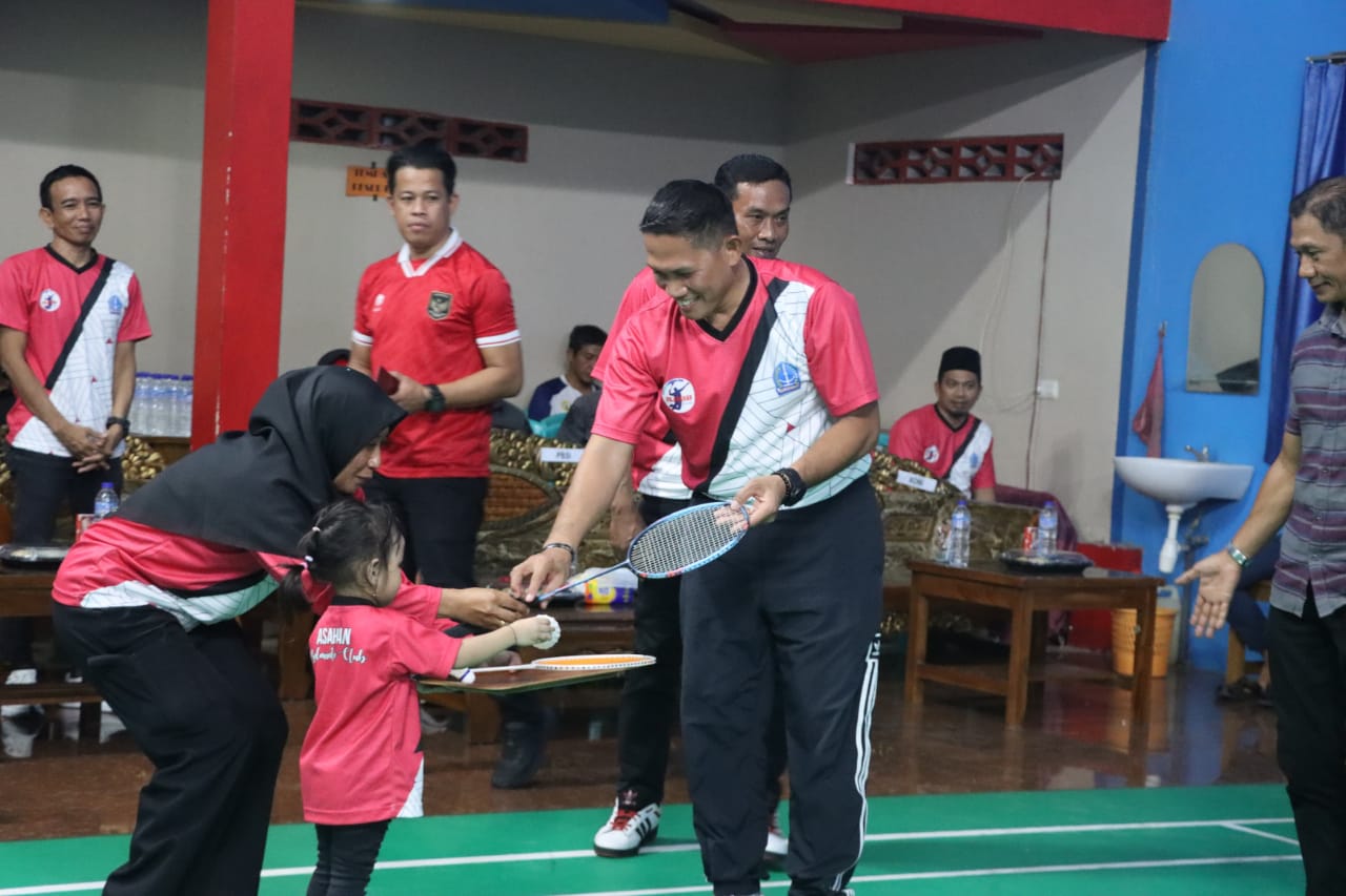 Pembukaan Kejuaraan Bulu Tangkis PB Asahan Bone Cup II, AKBP Erwin Syah Pesankan Junjung Tinggi Sportivitas