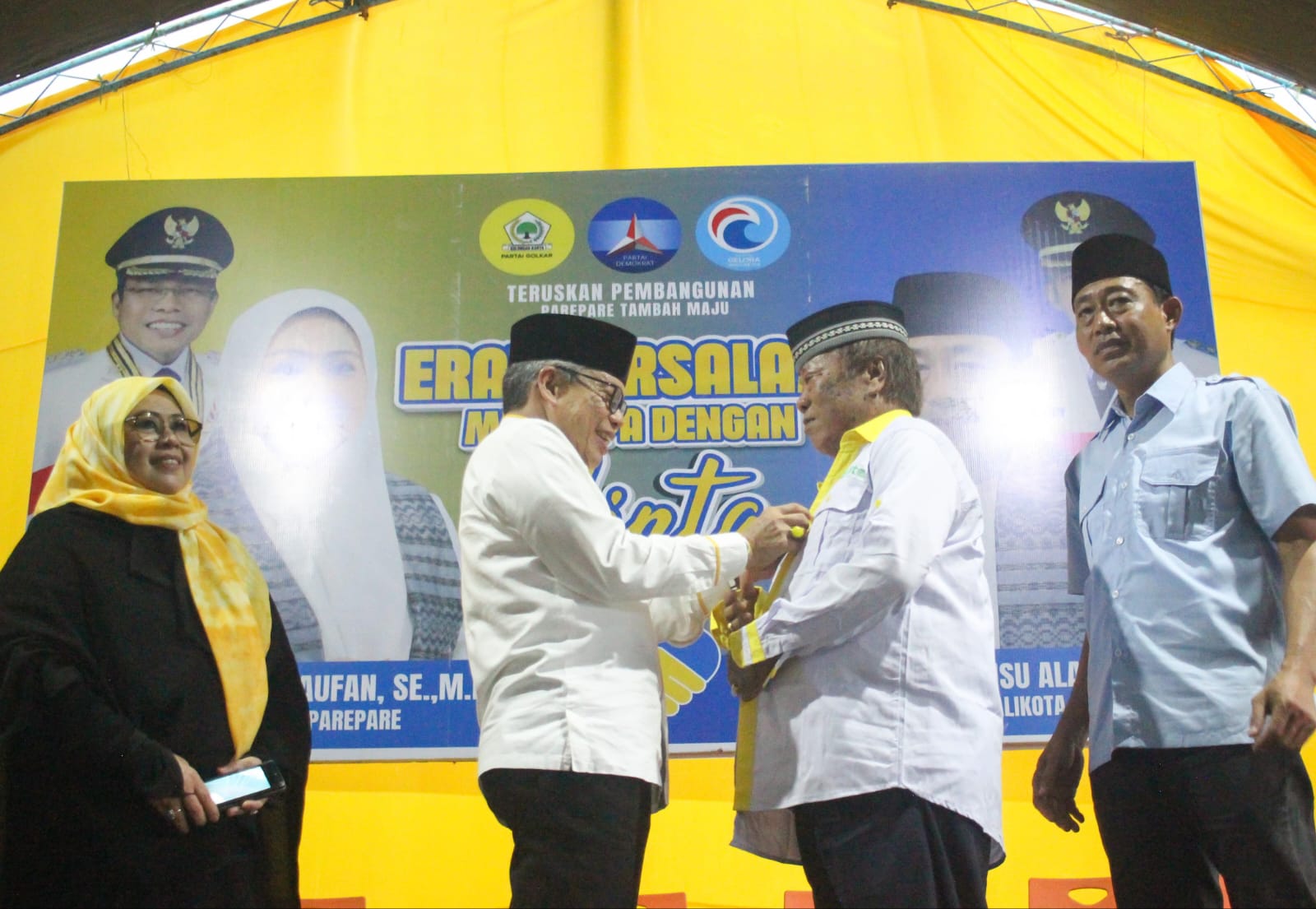 Mesakada Siap Menangkan Erat Bersalam di Pilkada Parepare