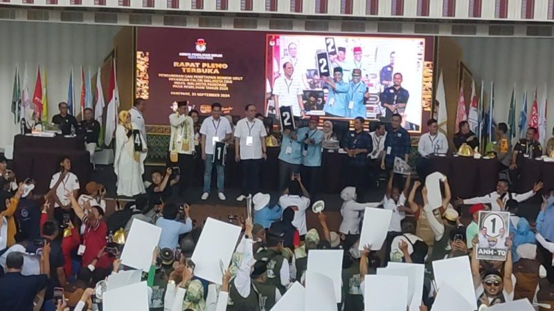 Hasil Pengundian Nomor Urut Paslon Pilkada Parepare: 1 ANH TQ, 2 MZ Berbakti, 3 TSM MO, 4 Erat Bersalam