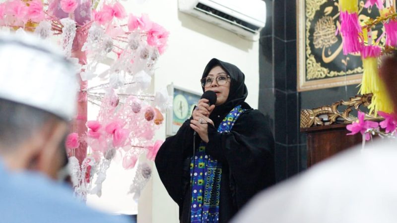 Erat Bawakan Ceramah Maulid di Masjid Raodhatul Jannah, Pesan Jaga Ibadah