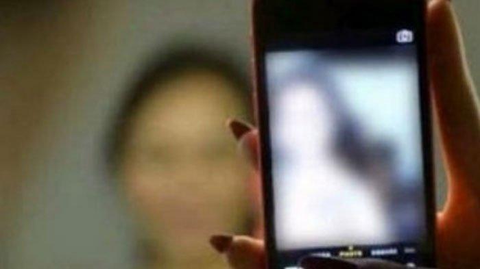 Kepsek SMKN 2 Pinrang Dibuat Kaget Beredar Video Call Guru Ajak Siswi Telanjang