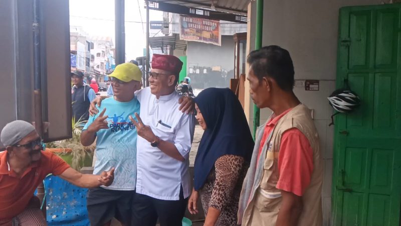 Prof Bakhtiar Tijjang Blusukan di Lorong dan Area Pertokoan Andi Makkasau