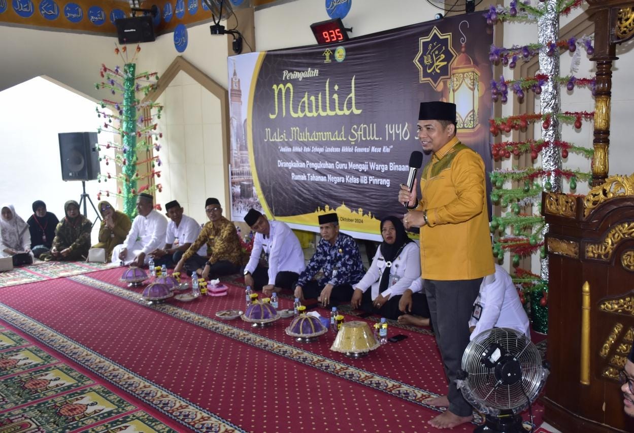 Pembacaan Barasanji Bahasa Bugis, Peringatan Maulid di Rutan Pinrang Berlangsung Khidmat