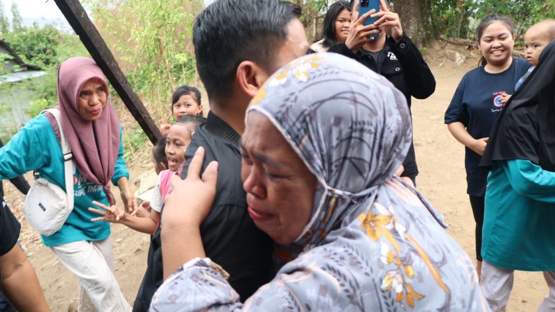 TSM-MO Disambut Pelukan Haru Warga Bukit Indah: Dekat dengan Rakyat, Komitmen Perjuangkan Aspirasi