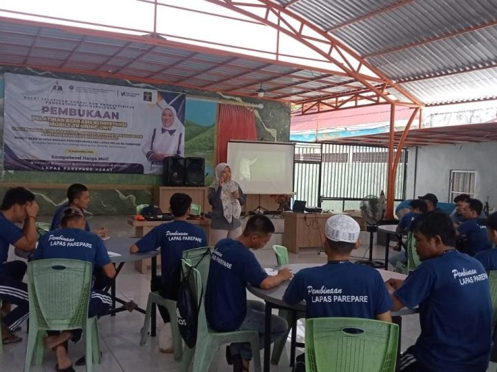 Lapas IIA Parepare Gandeng BPVP Pangkep Gelar Pelatihan Teknisi AC Residensial bagi WBP Program Mobile Training Unit